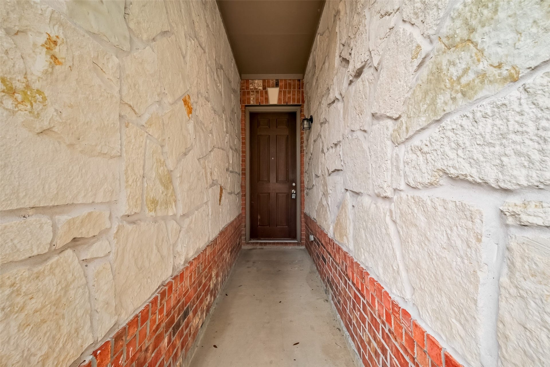 22506 Auburn Valley Lane, Katy, TX 77449 Covered entrance