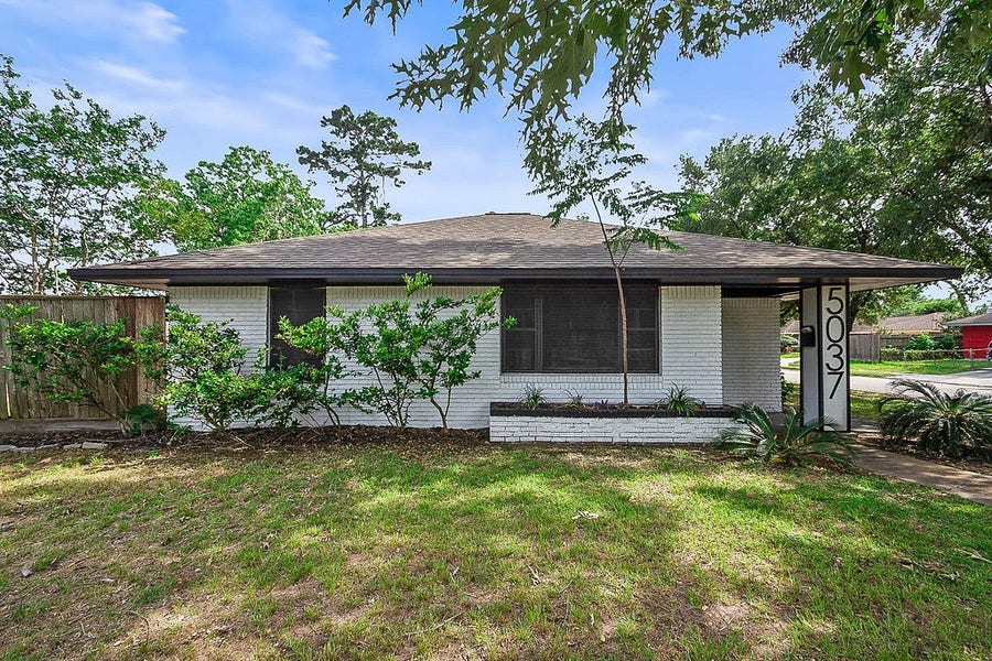 Property photo for 5037 W 43rd Street, Houston, TX
