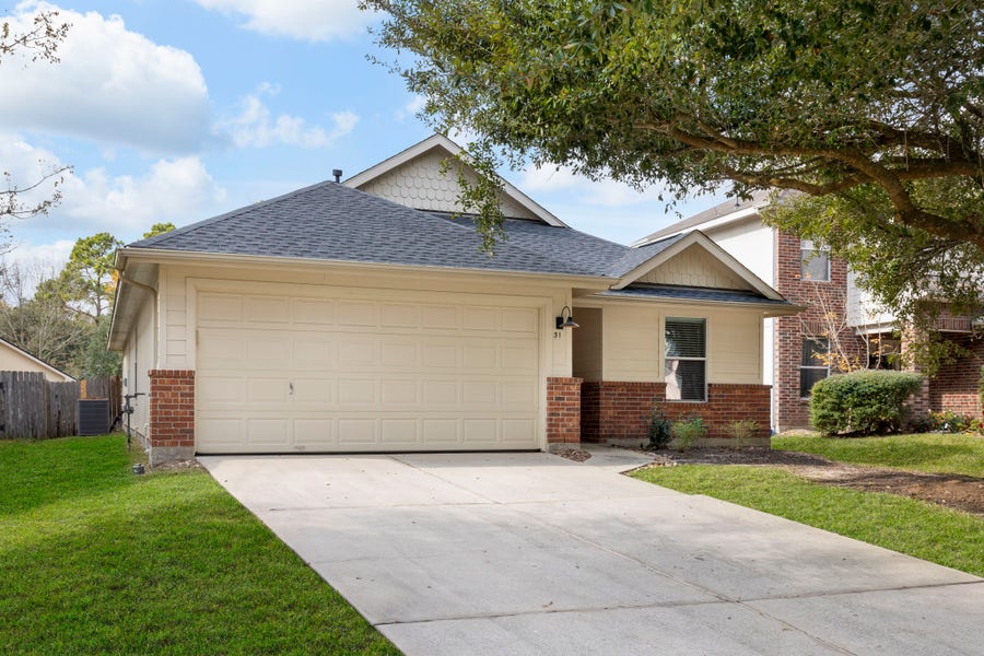 Property photo for 31 Bark Bend Place, The Woodlands, TX
