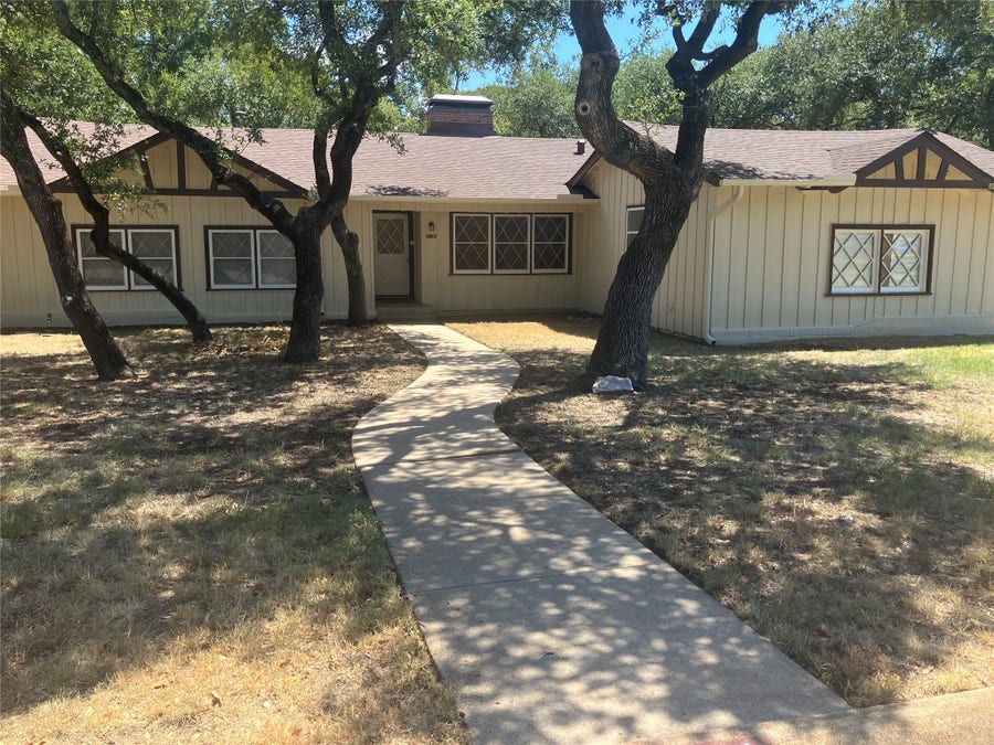 Property photo for 4100 Oakdale Drive, Brownwood, TX