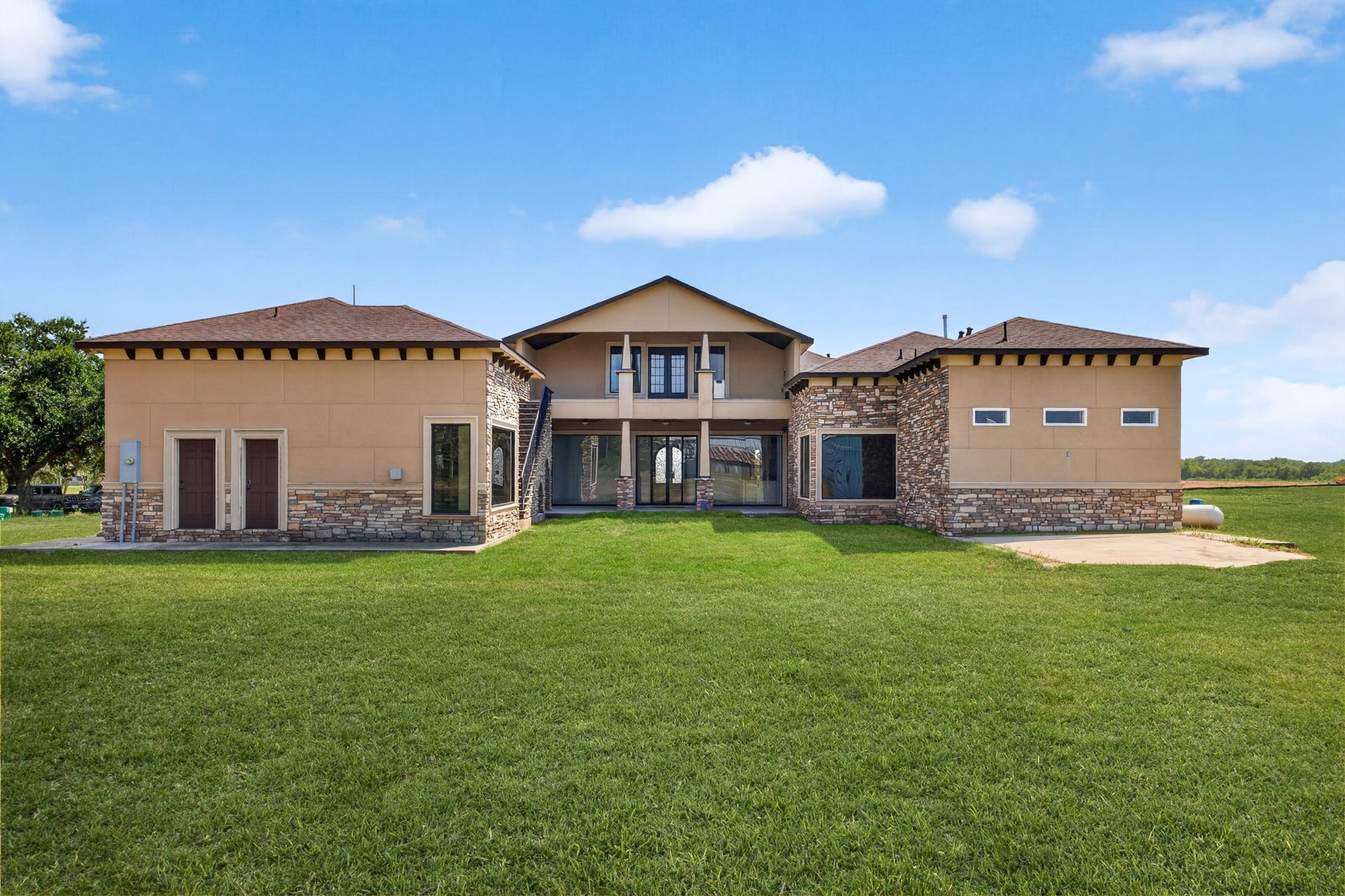 7348 Love Road, Fulshear, TX 77441 7348 Love Road, Fulshear, TX 77441