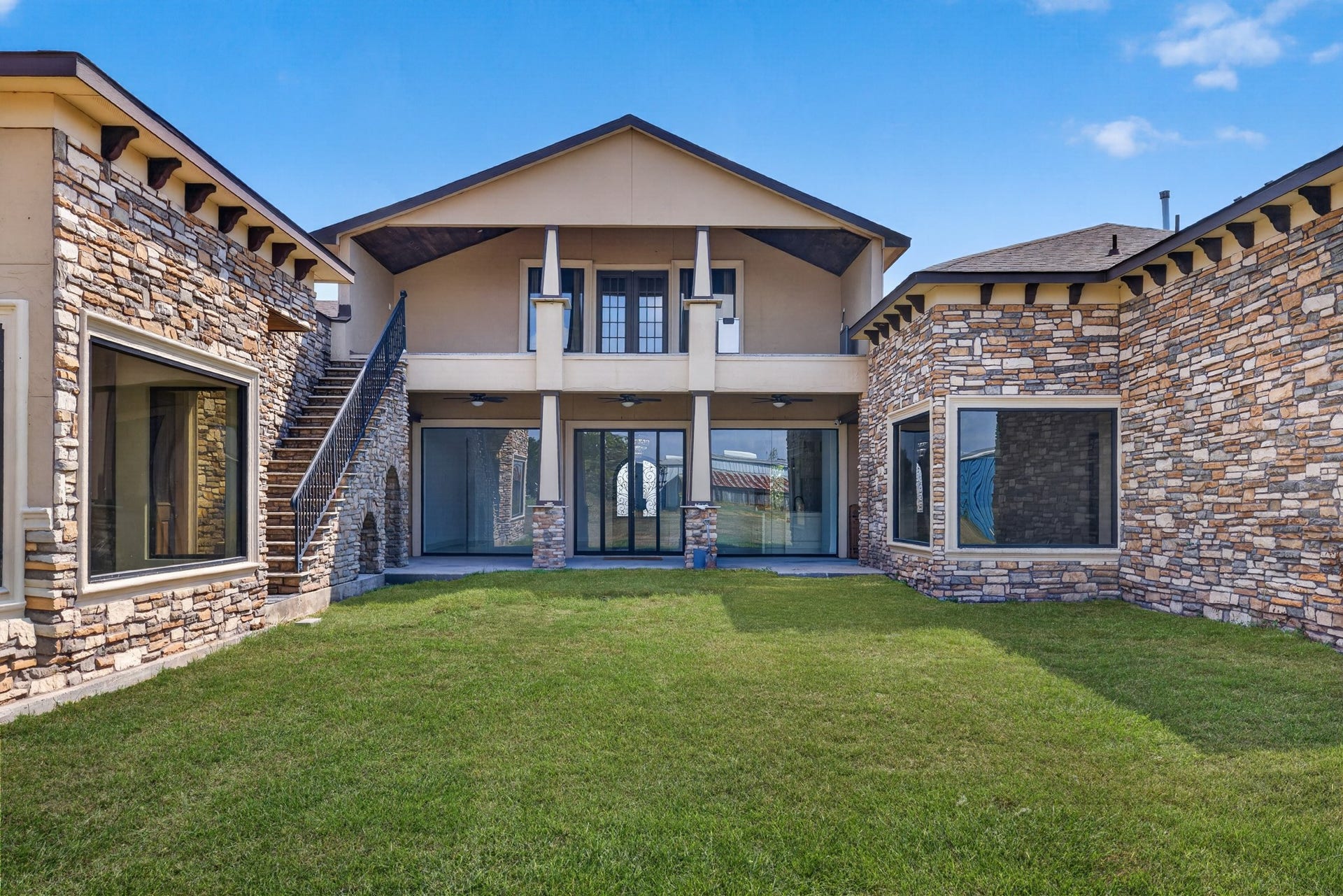 7348 Love Road, Fulshear, TX 77441 7348 Love Road, Fulshear, TX 77441