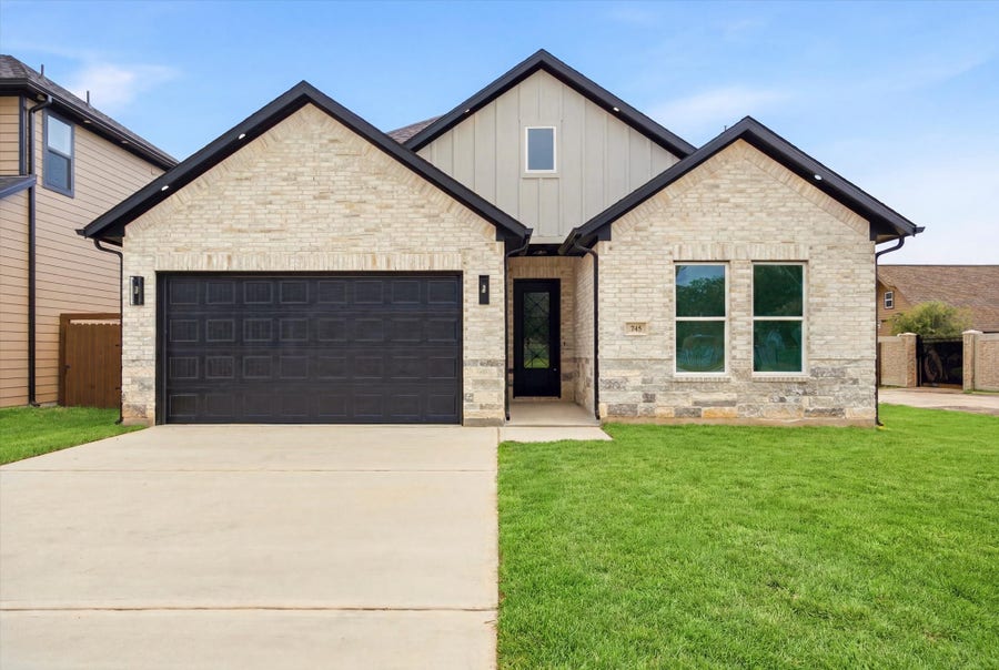 Property photo for 745 S Carroll Street, La Porte, TX