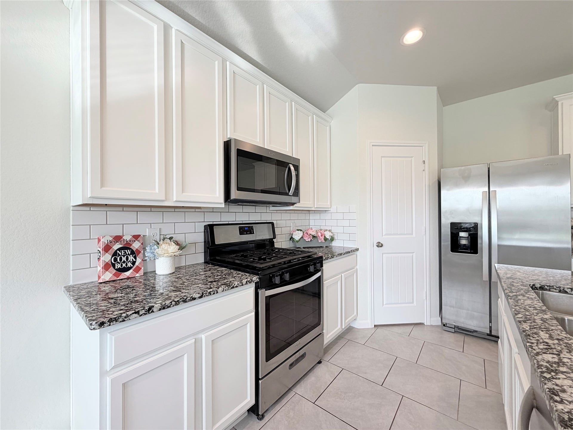 7410 Highland Chase Drive, Richmond, TX 77407