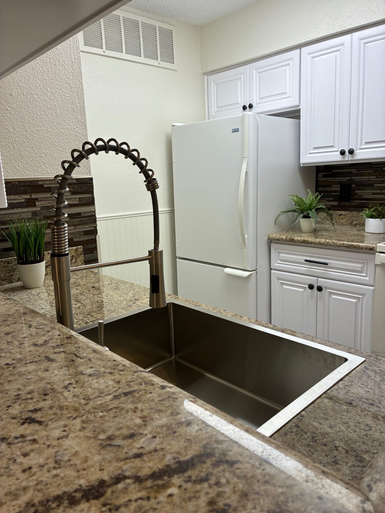 250 El Dorado Boulevard, #142, Houston, TX 77598 250 El Dorado Boulevard, #142, Houston, TX 77598