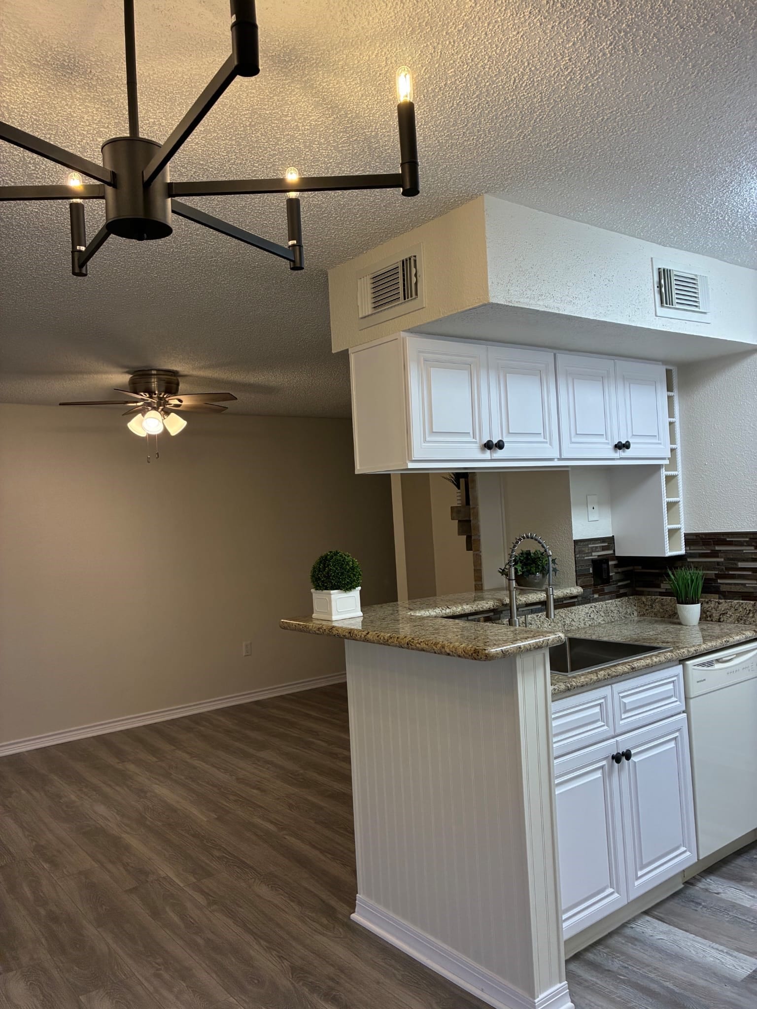 250 El Dorado Boulevard, #142, Houston, TX 77598 250 El Dorado Boulevard, #142, Houston, TX 77598