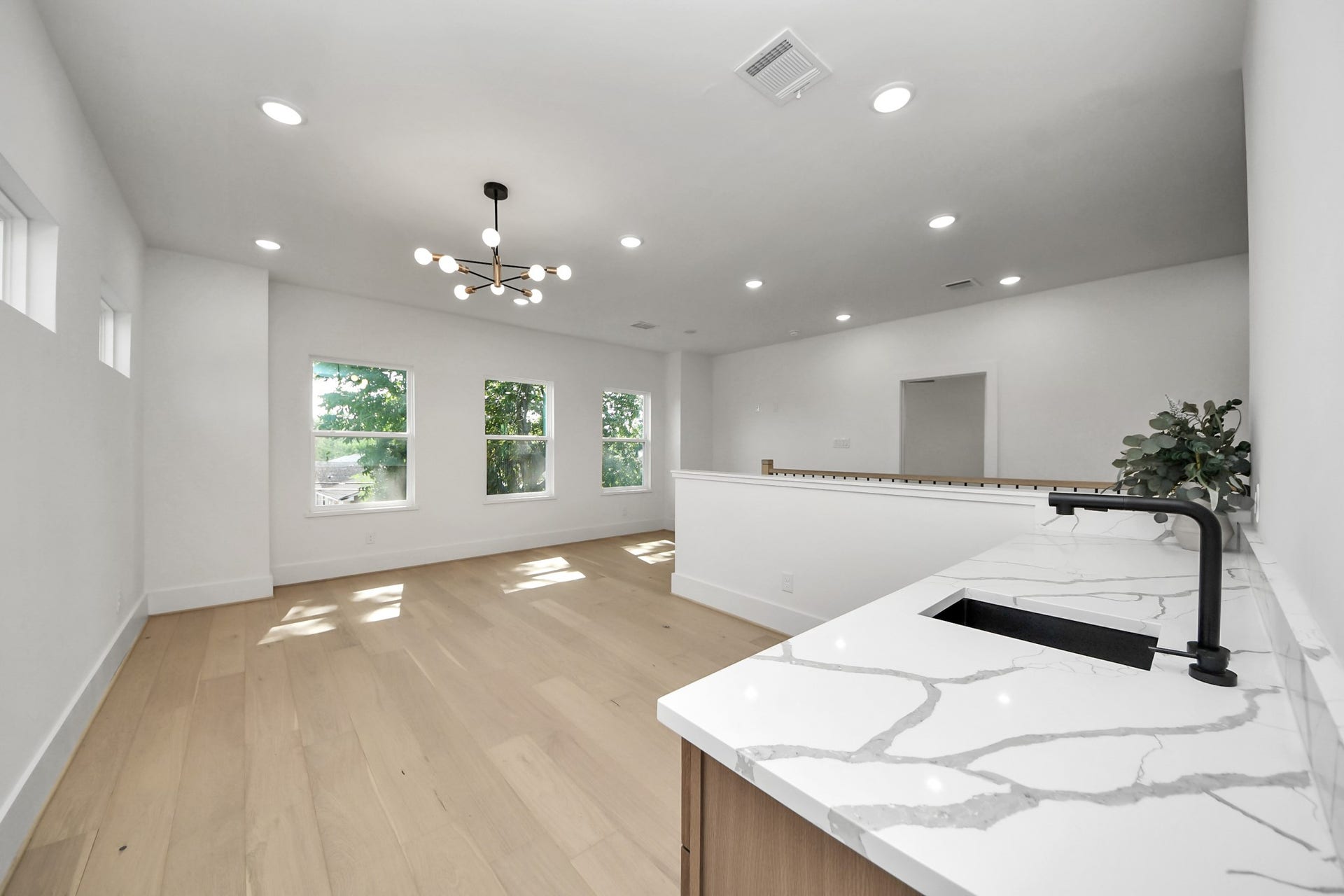 8521 Friendship Road, Houston, TX 77080 8521 Friendship Road, Houston, TX 77080