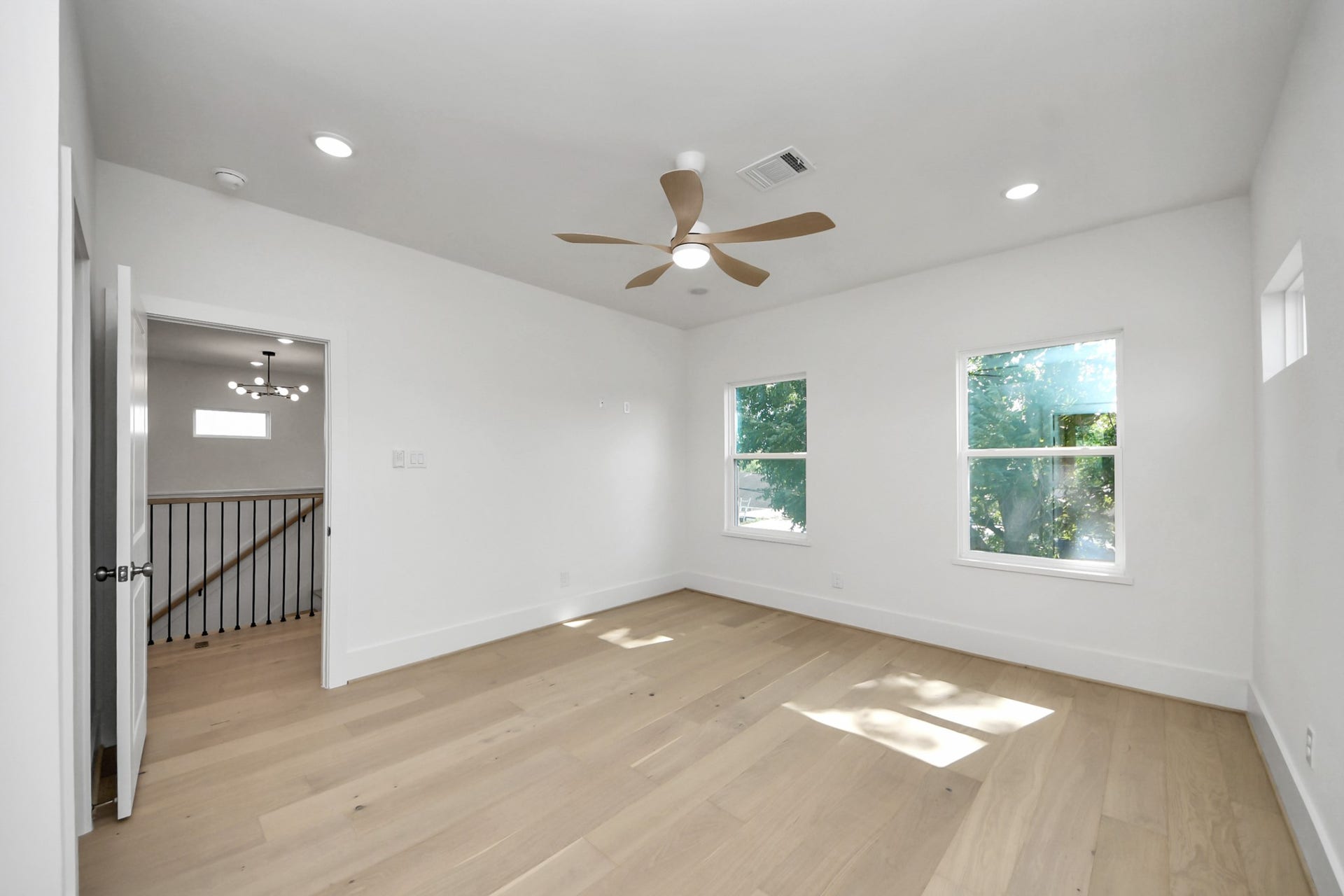 8521 Friendship Road, Houston, TX 77080 8521 Friendship Road, Houston, TX 77080