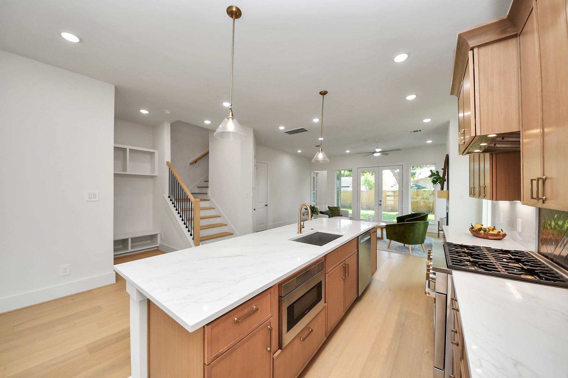 8521 Friendship Road, Houston, TX 77080 8521 Friendship Road, Houston, TX 77080