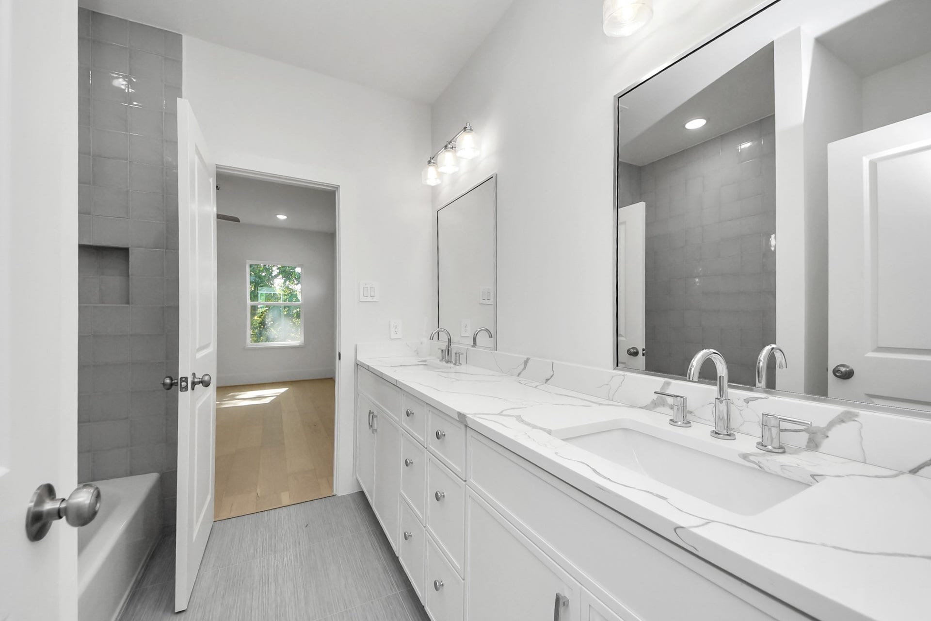 8521 Friendship Road, Houston, TX 77080 8521 Friendship Road, Houston, TX 77080