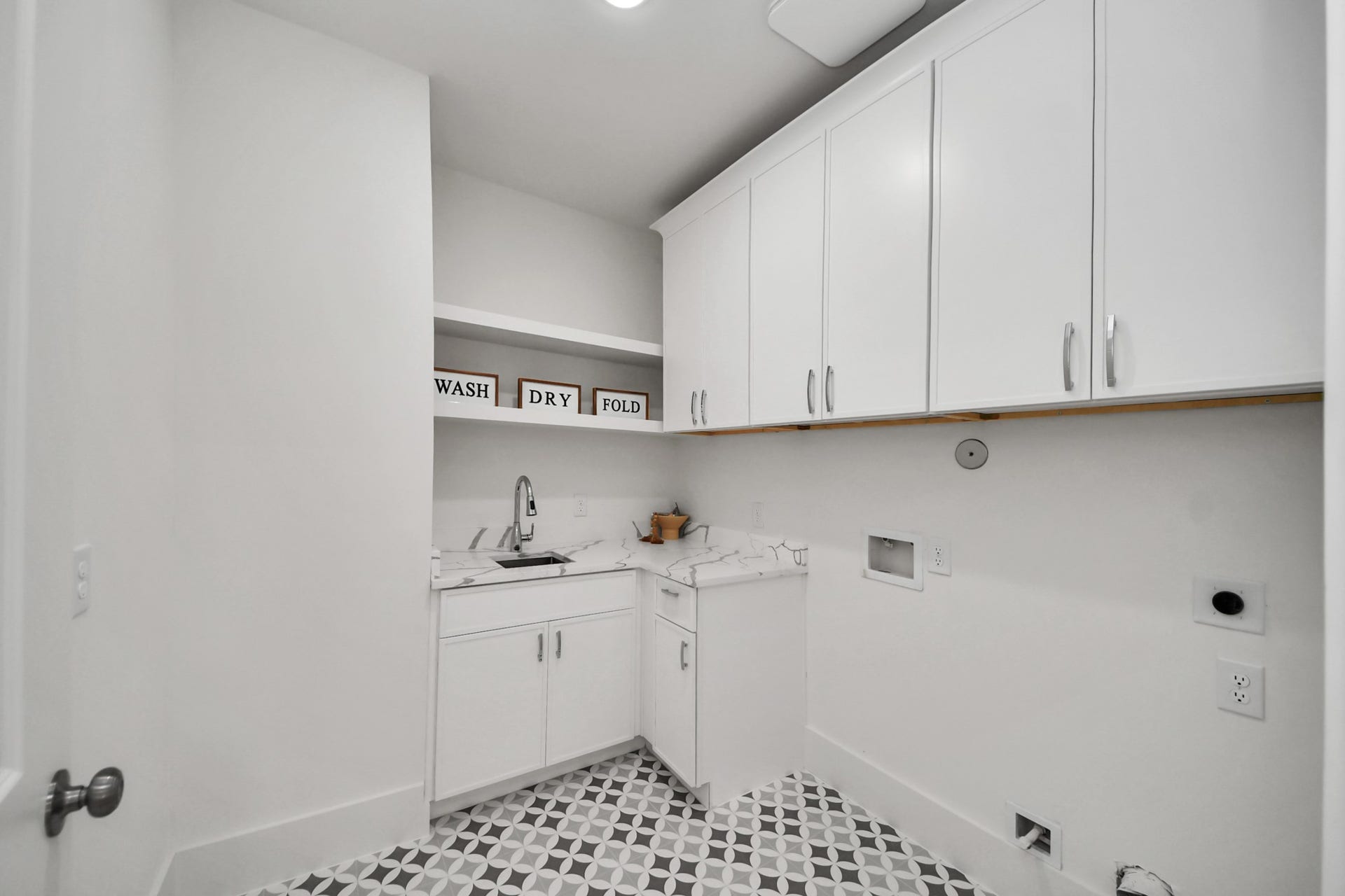 8521 Friendship Road, Houston, TX 77080 8521 Friendship Road, Houston, TX 77080