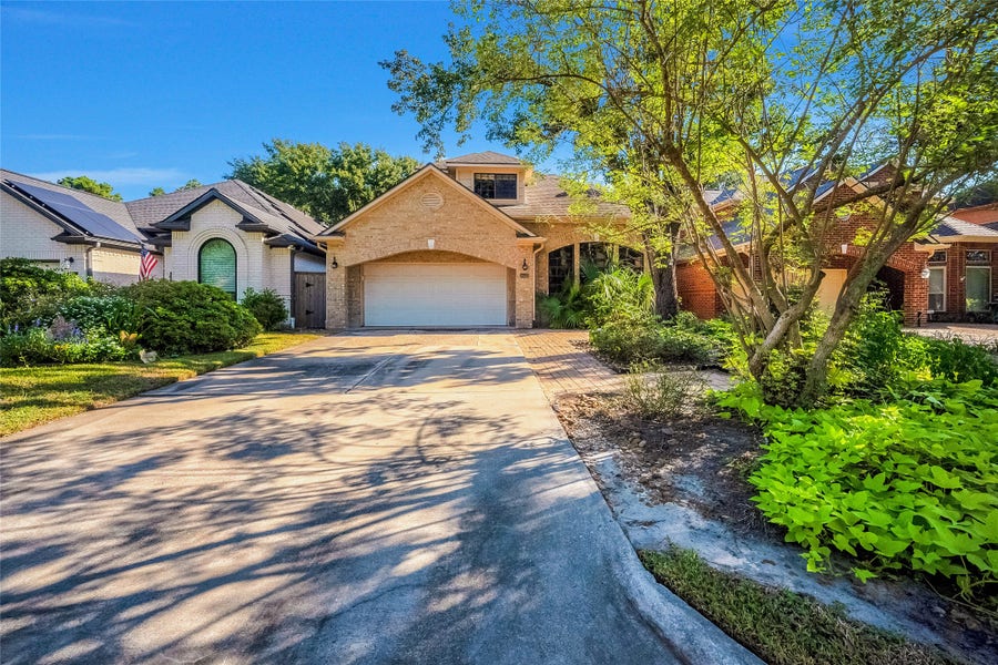 Property photo for 14422 Reissen Lane, Houston, TX