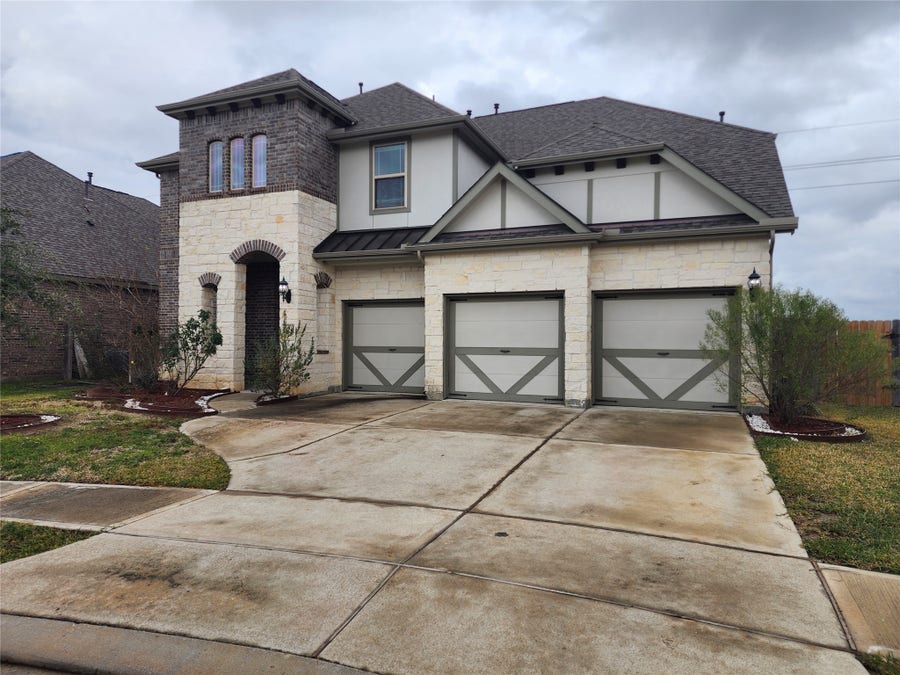 Property photo for 6802 Regal Lakes Drive, Katy, TX