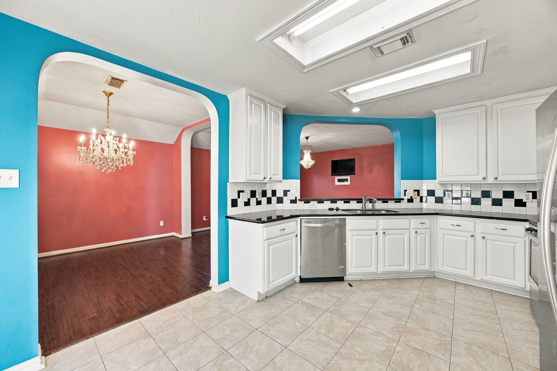 8222 Soledad Drive, Houston, TX 77083
