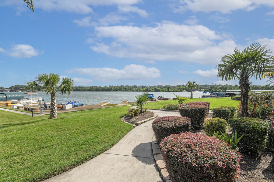 Property photo for 93 W Palm Boulevard, Montgomery, TX