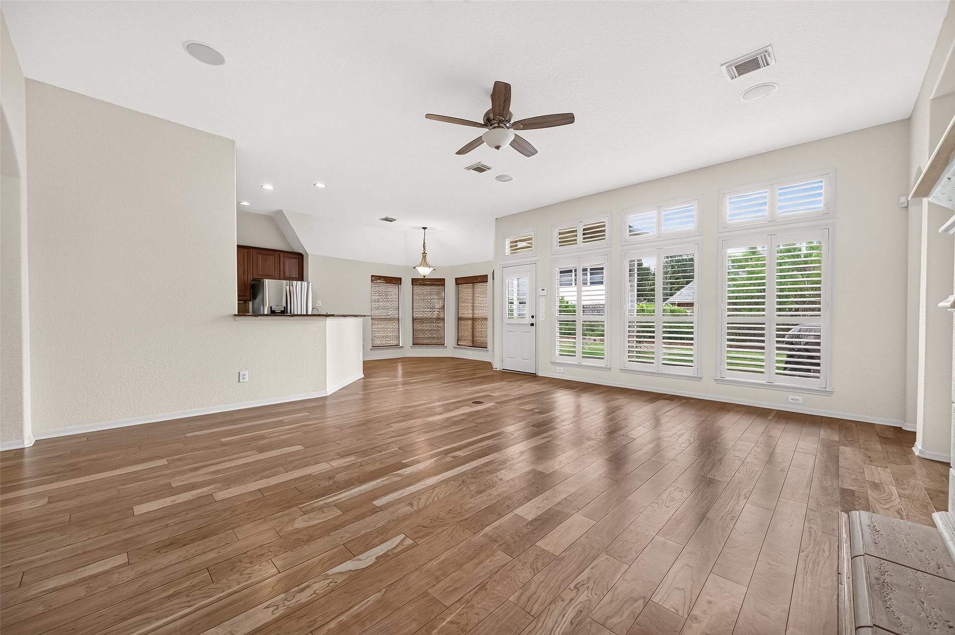 5242 Fountainbrook Lane, Sugar Land, TX 77479 5242 Fountainbrook Lane, Sugar Land, TX 77479