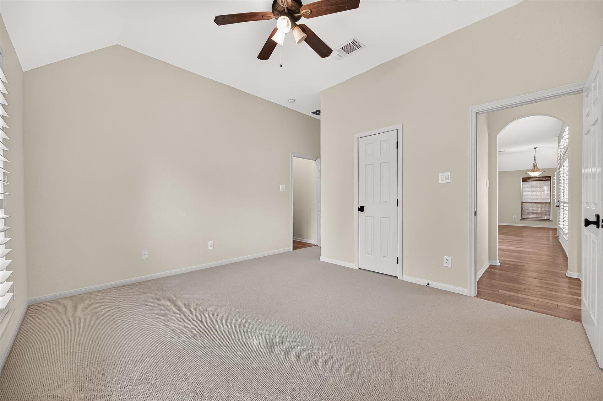 5242 Fountainbrook Lane, Sugar Land, TX 77479 5242 Fountainbrook Lane, Sugar Land, TX 77479