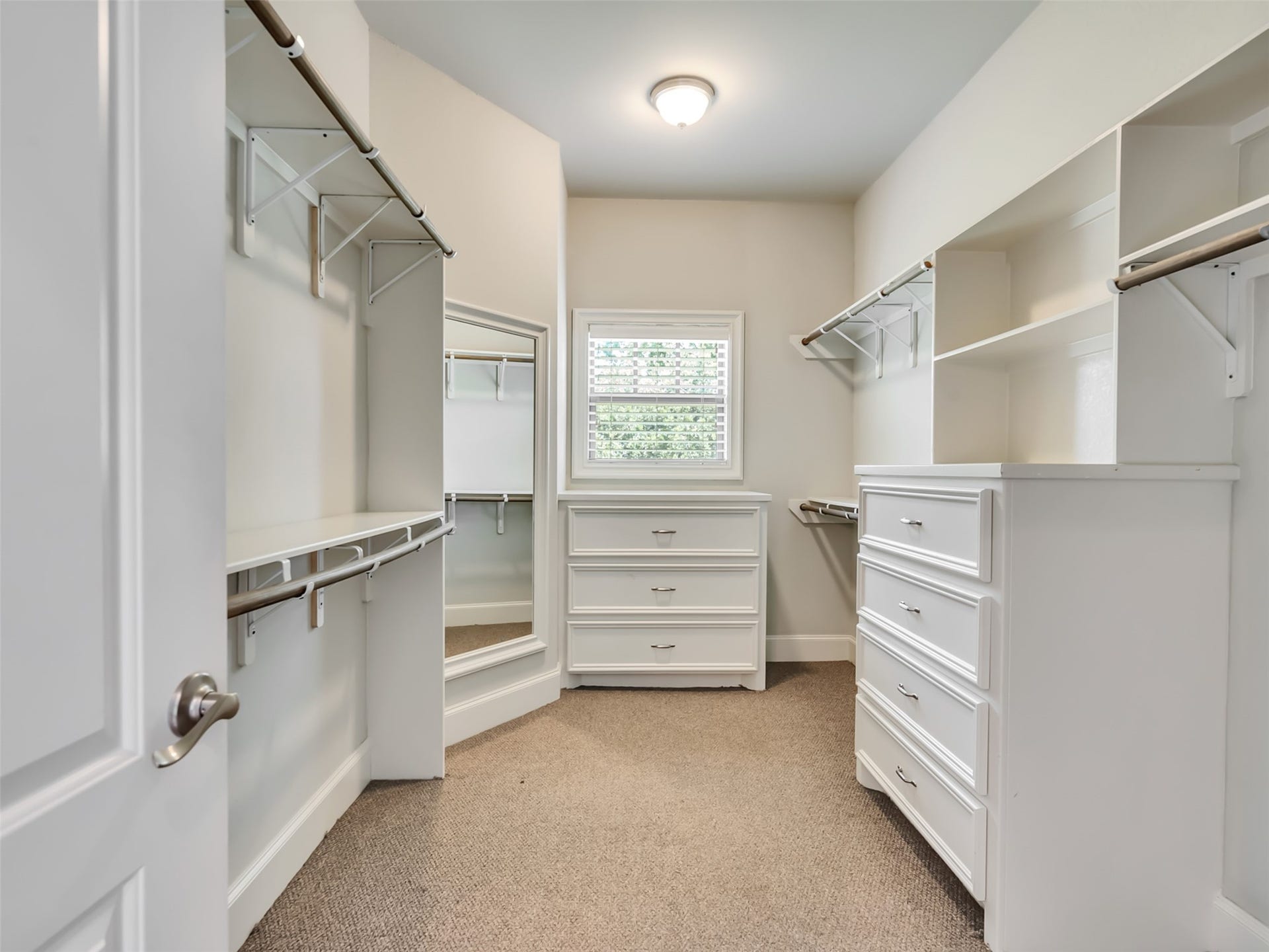 4708 McKinney Street, Houston, TX 77023 4708 McKinney Street, Houston, TX 77023