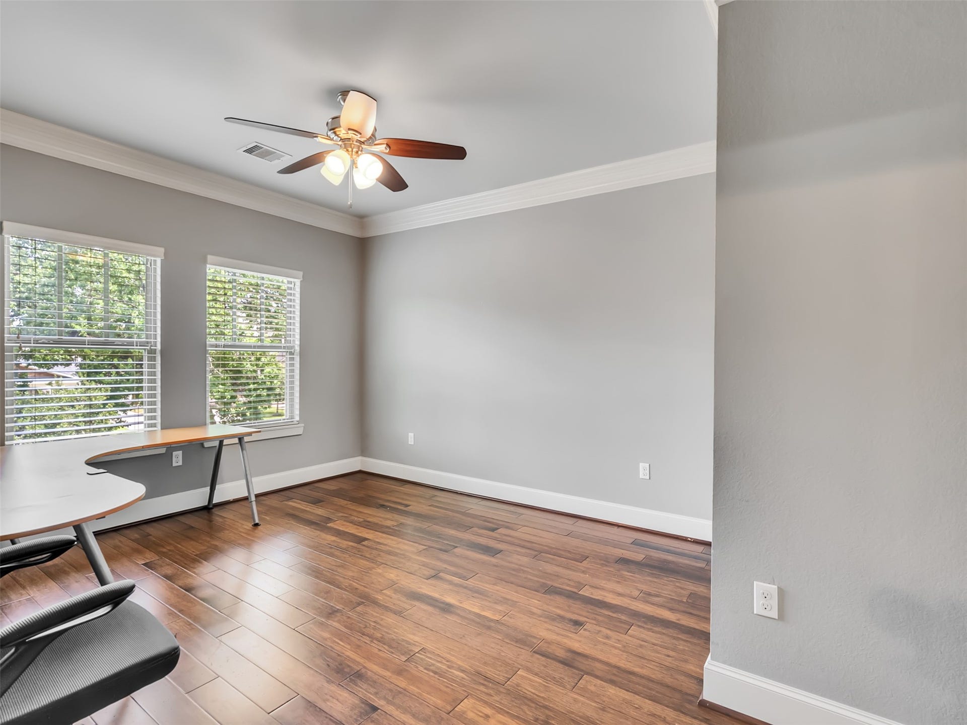 4708 McKinney Street, Houston, TX 77023 4708 McKinney Street, Houston, TX 77023