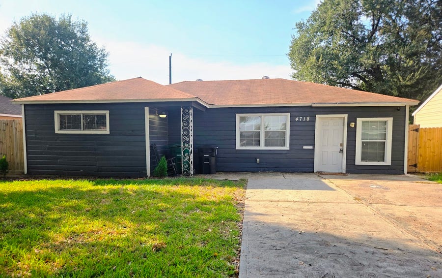 Property photo for 4718 Meadow Park Drive, Houston, TX