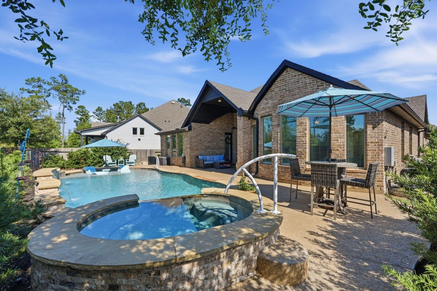 Property photo for 15265 Hemingway Heights Drive, Conroe, TX