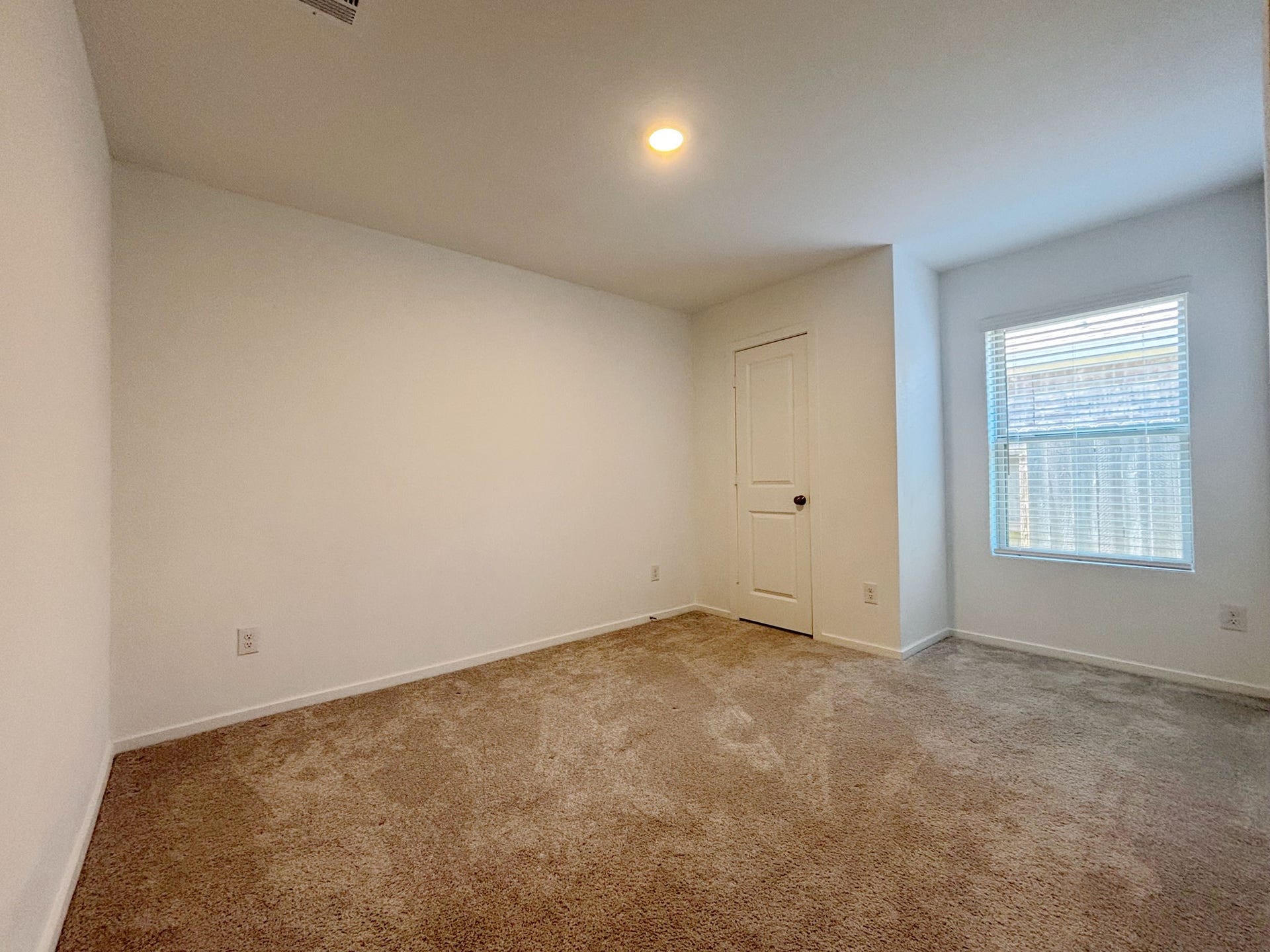3107 Savannah Rose Drive, Angleton, TX 77515