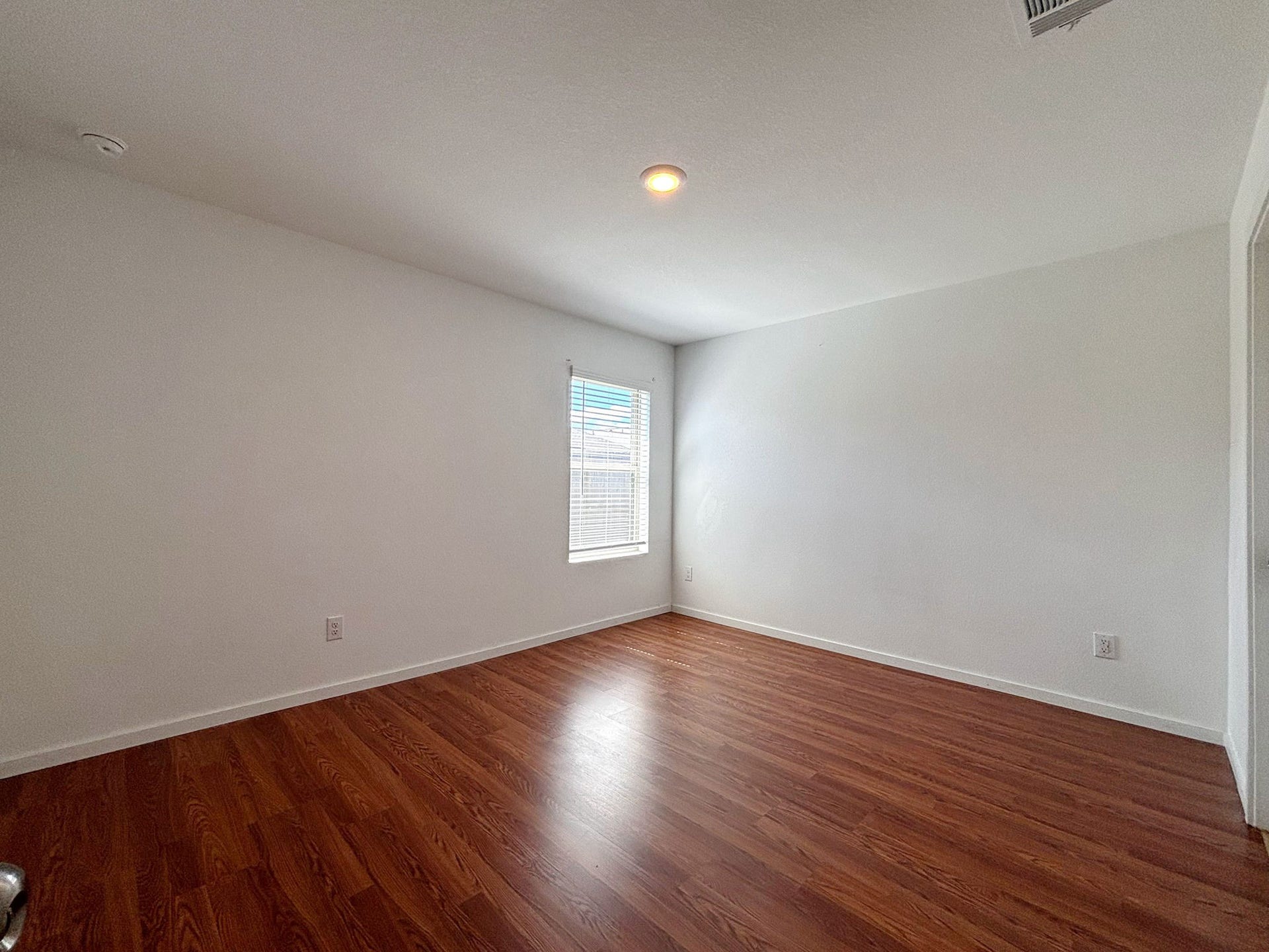 3107 Savannah Rose Drive, Angleton, TX 77515