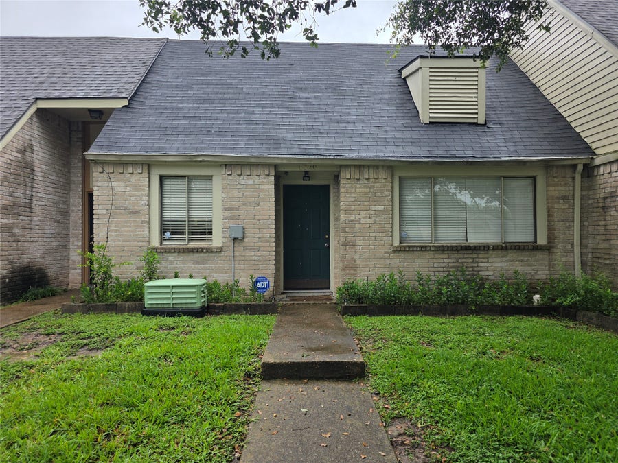 Property photo for 6320 Rumford Lane, Houston, TX