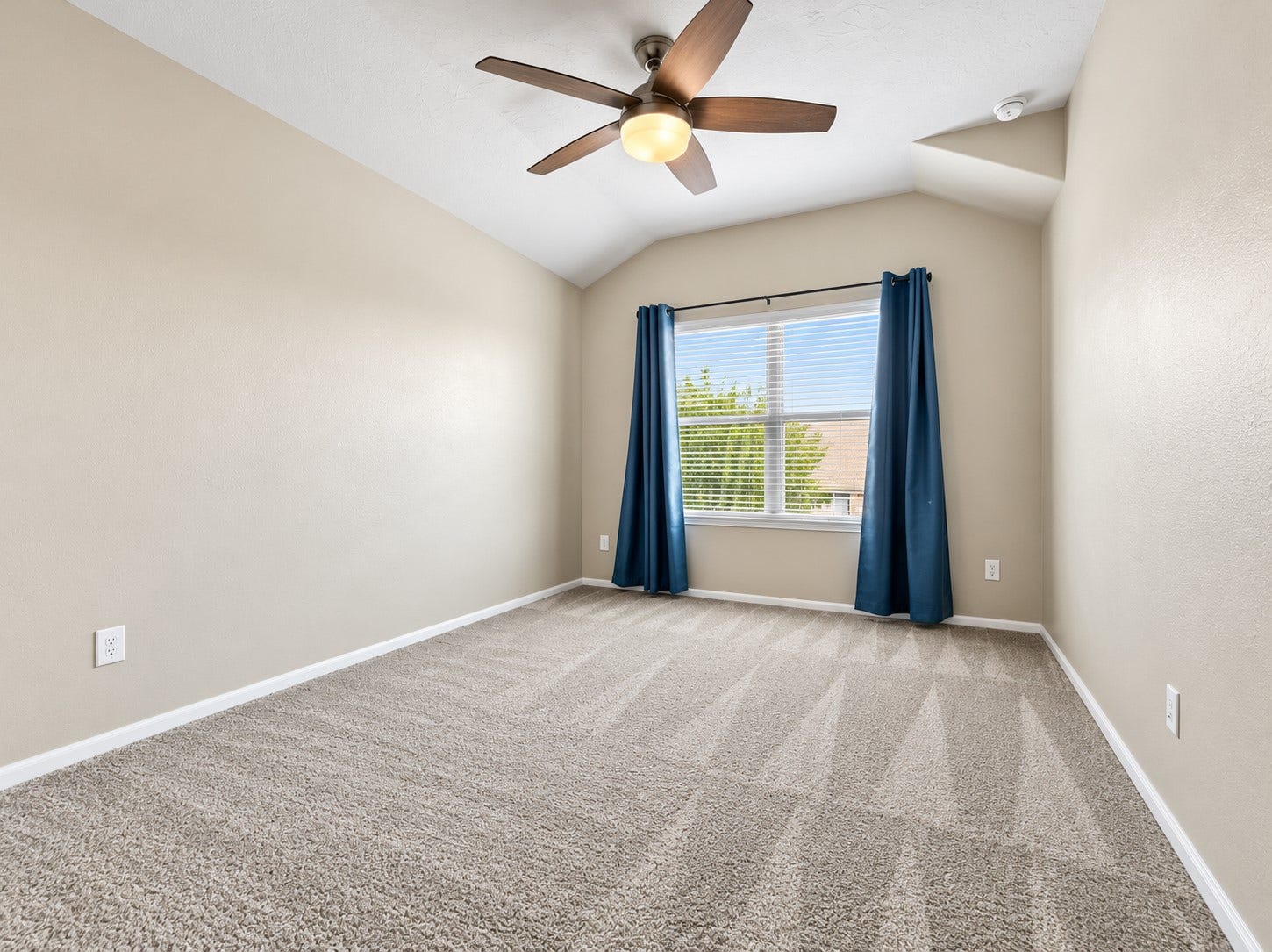 8155 Aleppo Pine Lane, Cypress, TX 77433 8155 Aleppo Pine Lane, Cypress, TX 77433