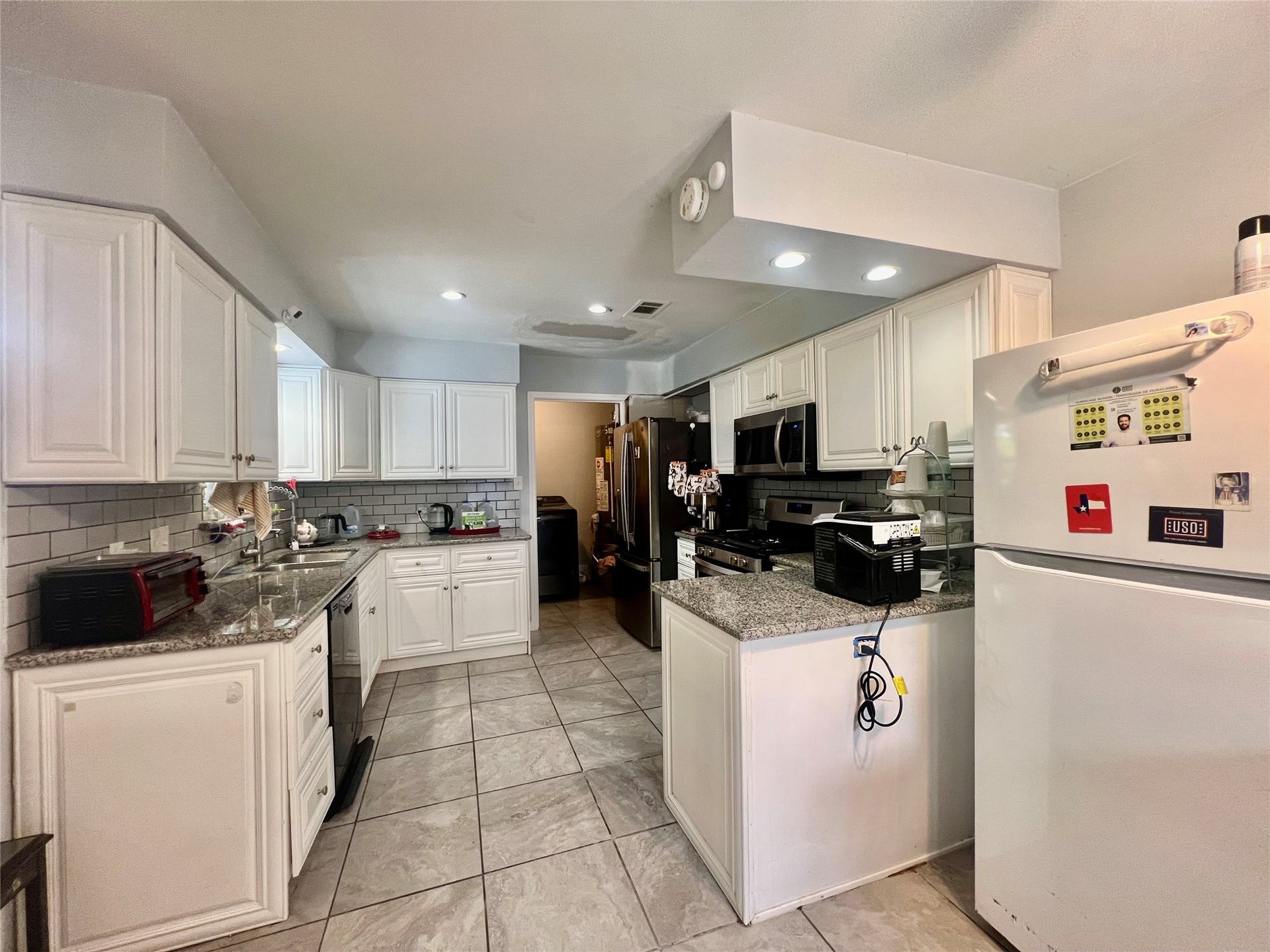 18326 Cape Bahamas Lane, Nassau Bay, TX 77058 18326 Cape Bahamas Lane, Nassau Bay, TX 77058