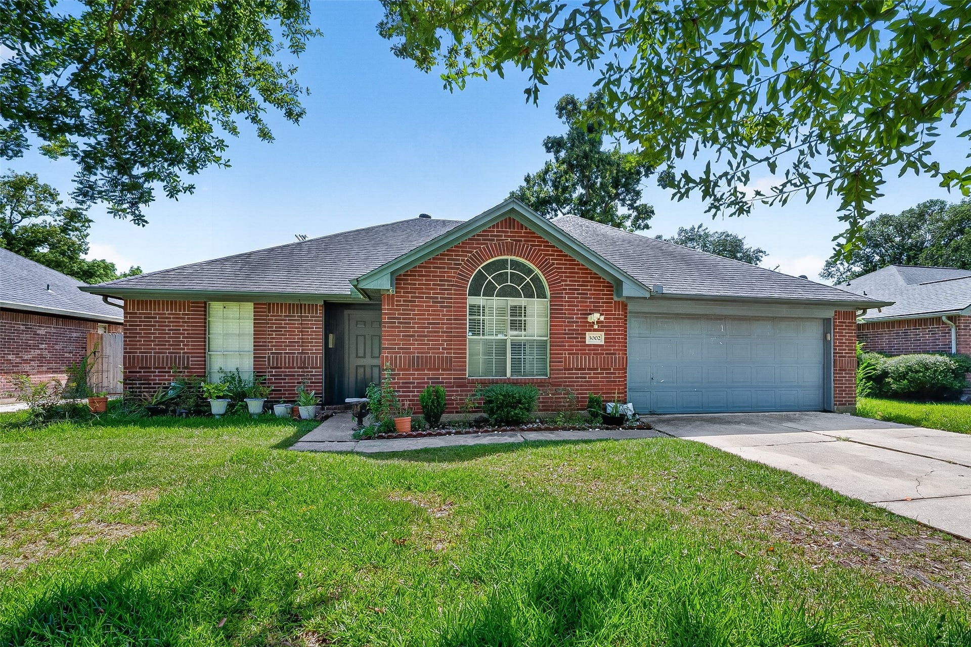 3002 Overland Trail, Dickinson, TX 77539 3002 Overland Trail, Dickinson, TX 77539