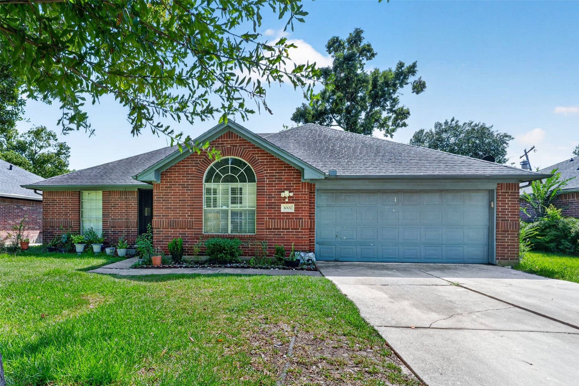 3002 Overland Trail, Dickinson, TX 77539 3002 Overland Trail, Dickinson, TX 77539