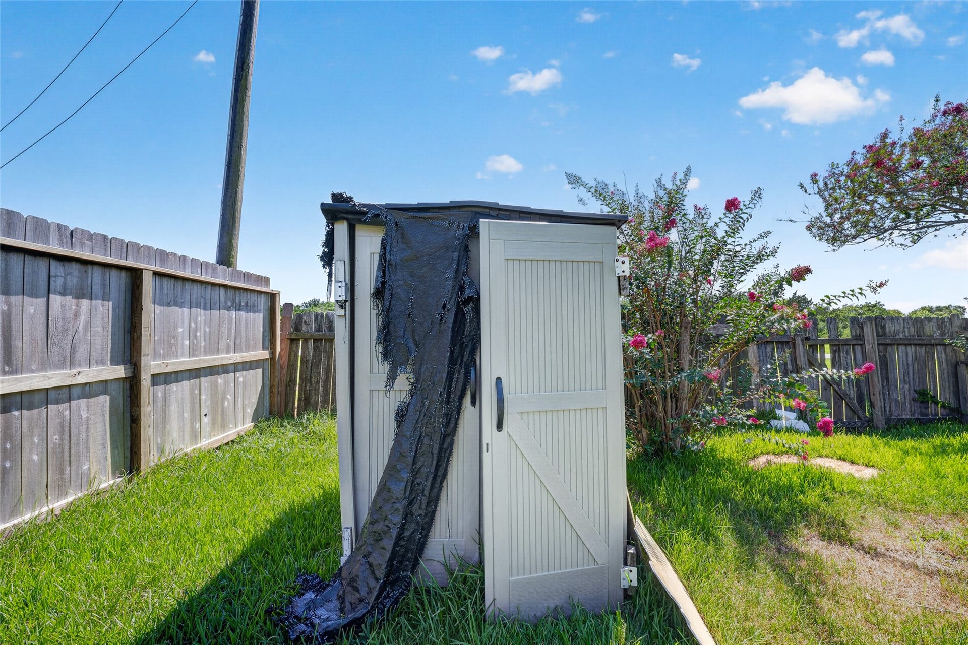 3002 Overland Trail, Dickinson, TX 77539 3002 Overland Trail, Dickinson, TX 77539