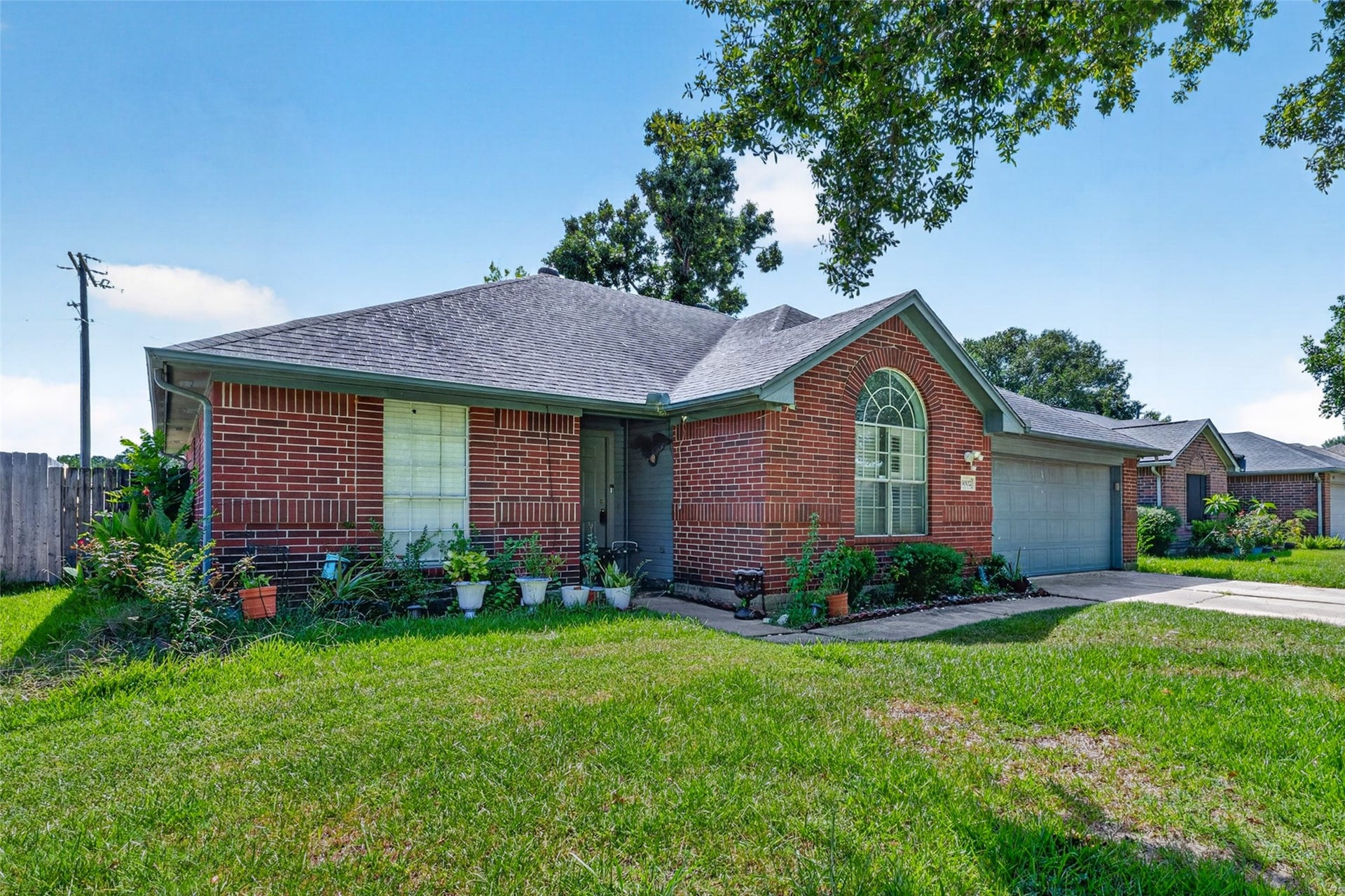 3002 Overland Trail, Dickinson, TX 77539 3002 Overland Trail, Dickinson, TX 77539