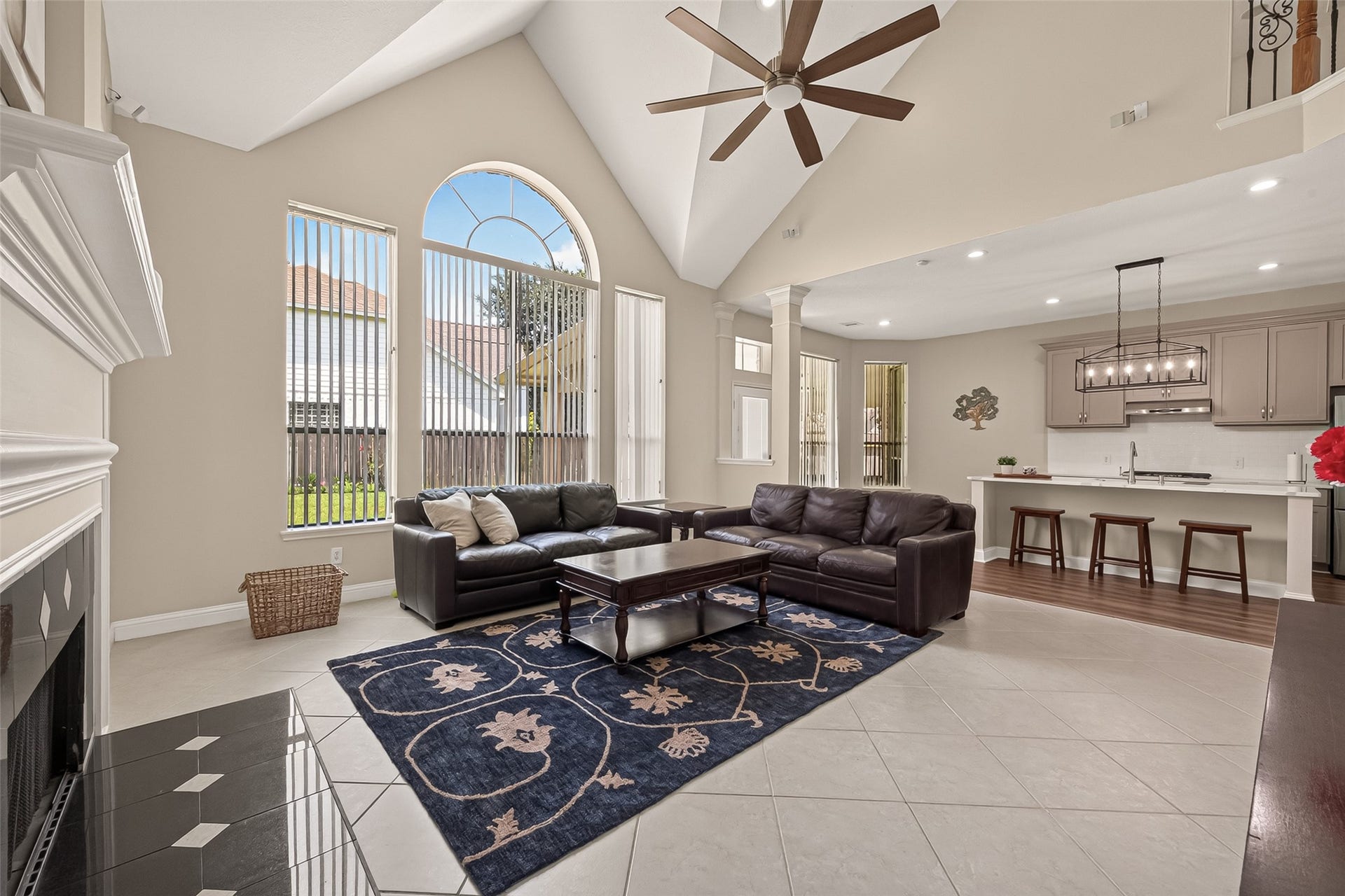 2002 Thorncrest Court, Sugar Land, TX 77479 2002 Thorncrest Court, Sugar Land, TX 77479