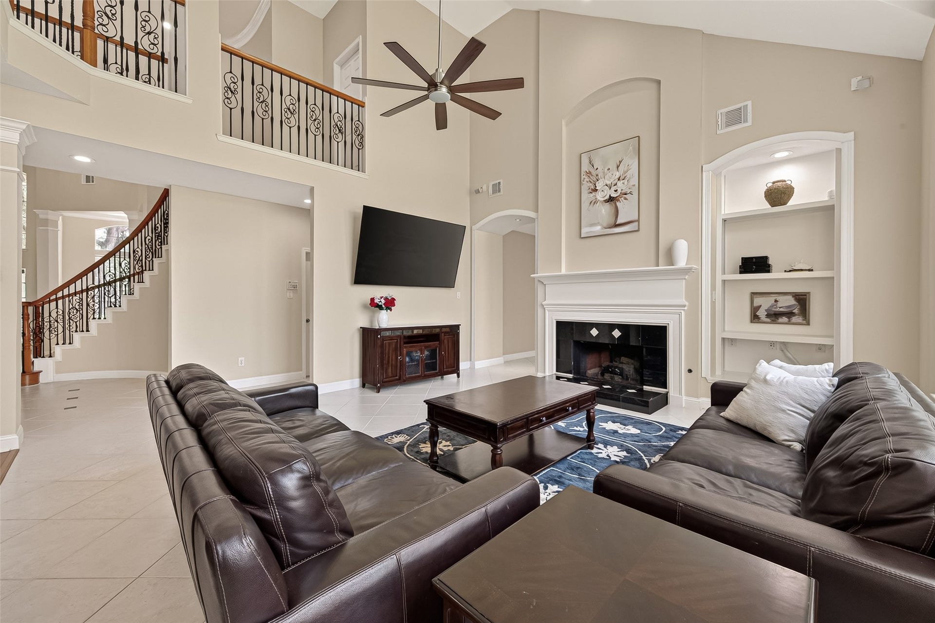 2002 Thorncrest Court, Sugar Land, TX 77479 2002 Thorncrest Court, Sugar Land, TX 77479