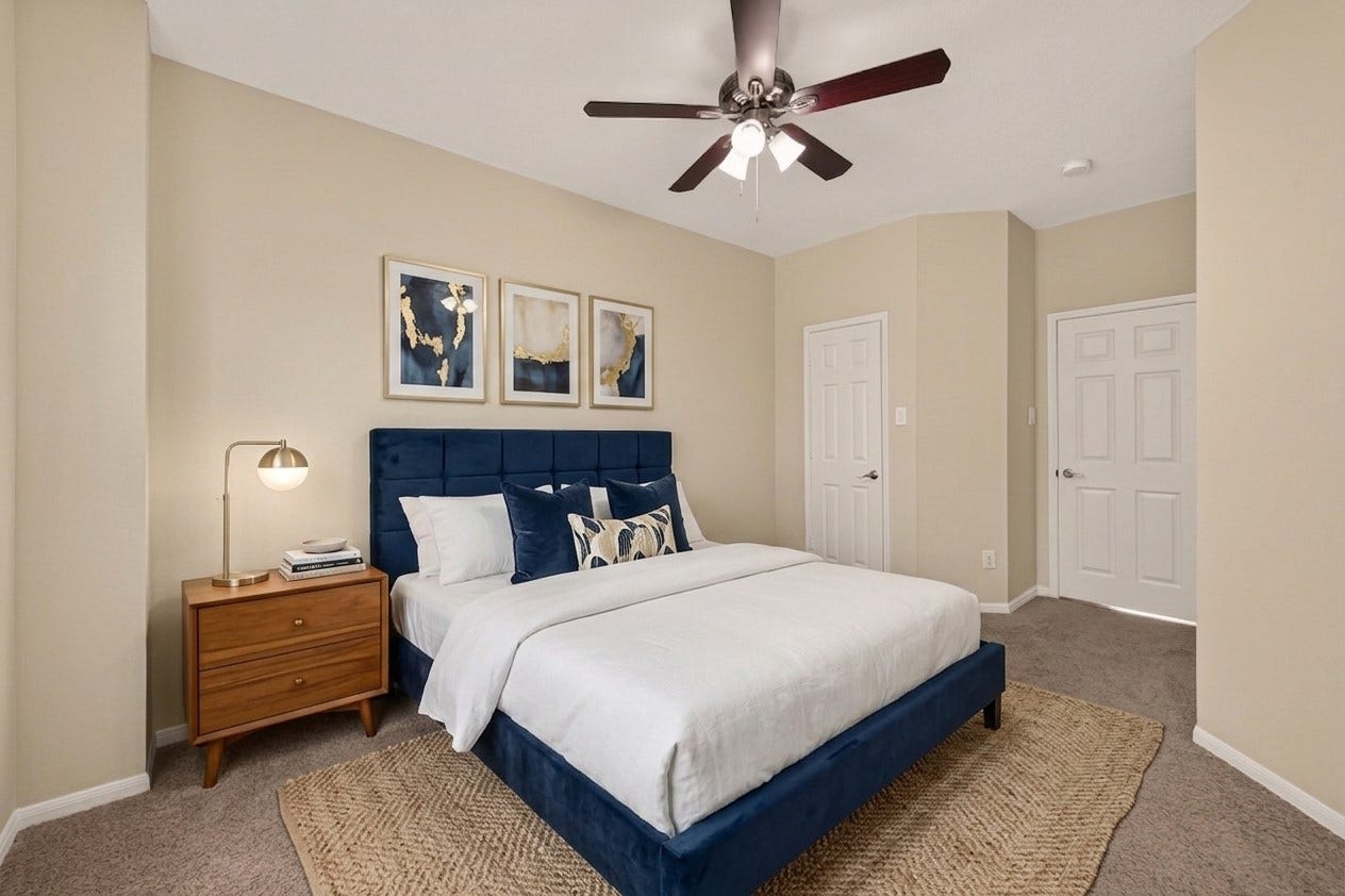2002 Thorncrest Court, Sugar Land, TX 77479 Same room Virtual Staged.