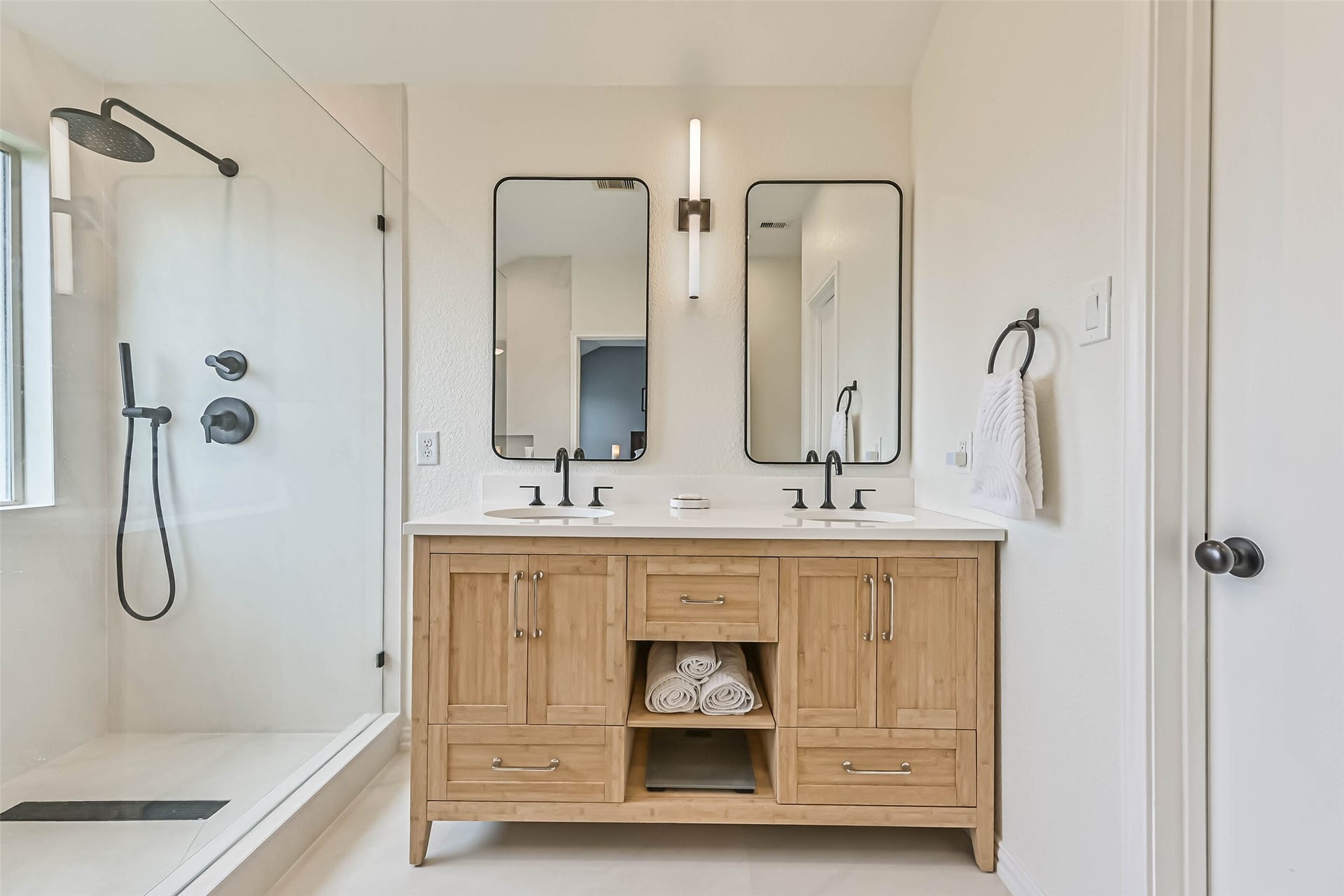3118 Cambridge Meadows Lane, League City, TX 77539