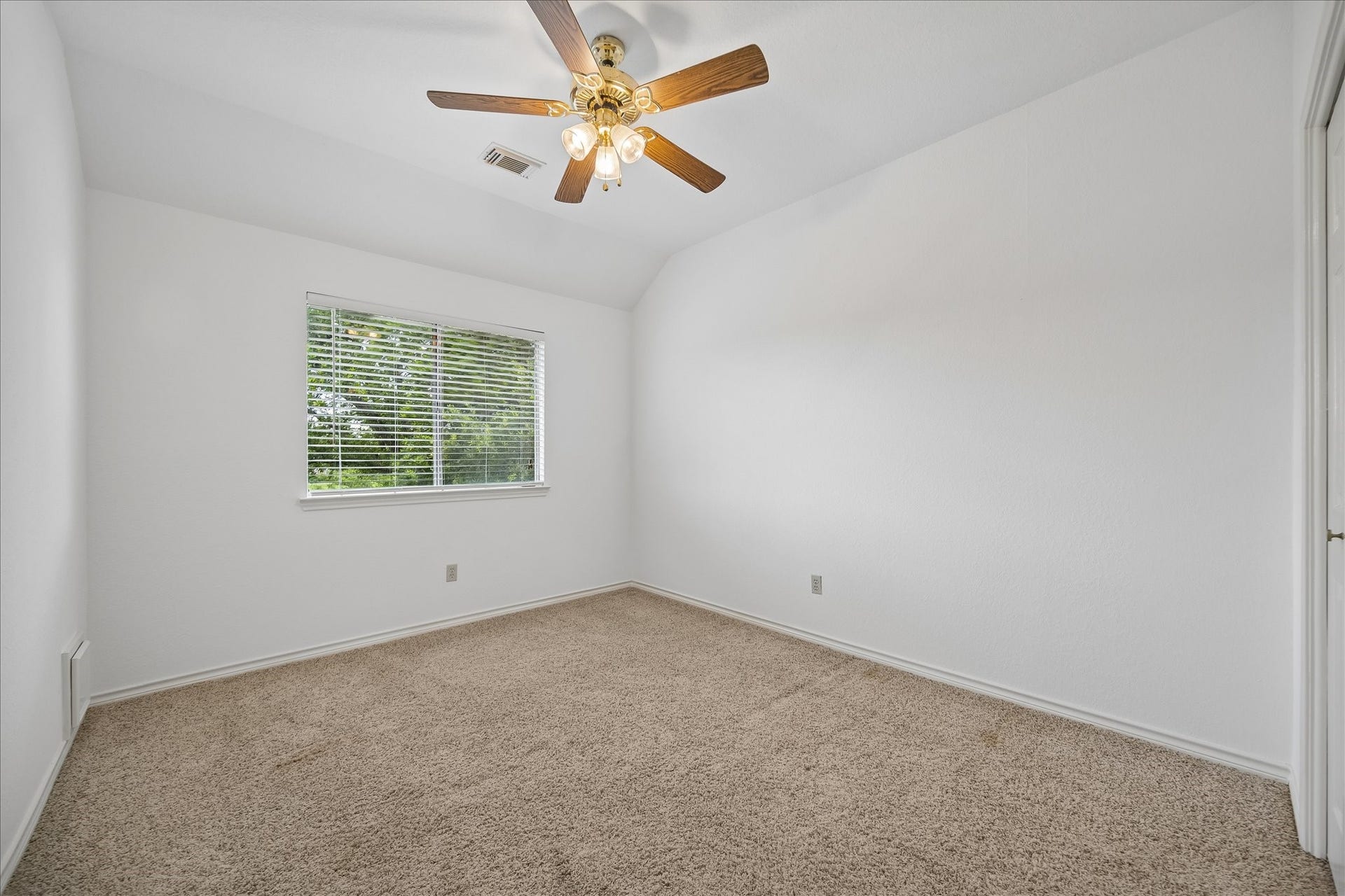 16715 Colony Terrace Drive, Sugar Land, TX 77479 And this is the 2nd of the 3 secondary bedrooms. Looks out to the back, as does the 3rd secondary bedroom - which photo is forthcoming.