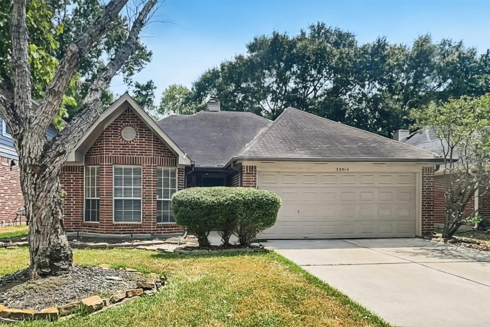 25914 Richards Road, Spring, TX 77386 25914 Richards Road, Spring, TX 77386