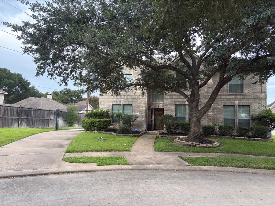 Property photo for 403 Green Stone Court, Houston, TX
