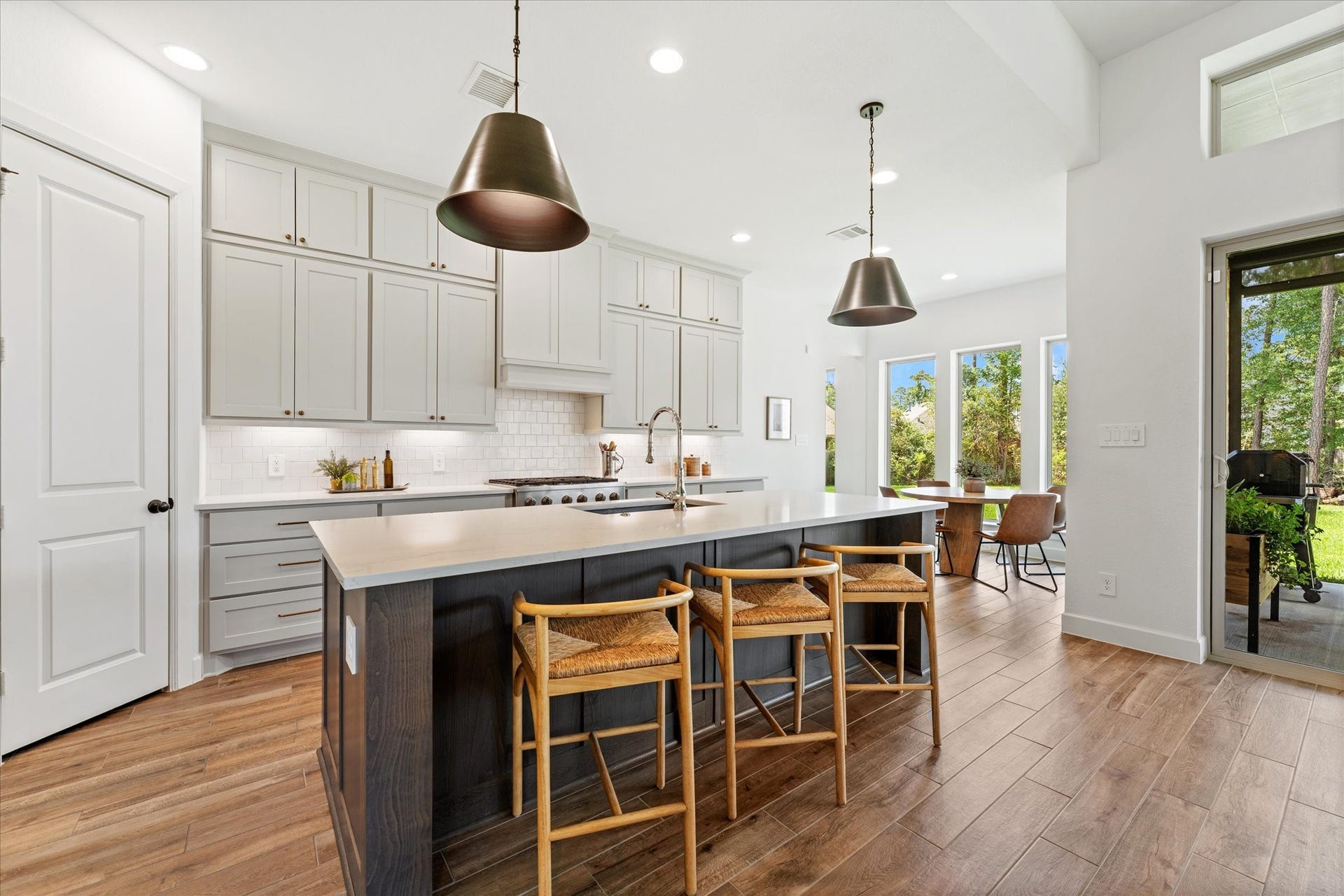 607 Starlit Sky Court, Willis, TX 77318 Thoughtfully upgraded cabinetry