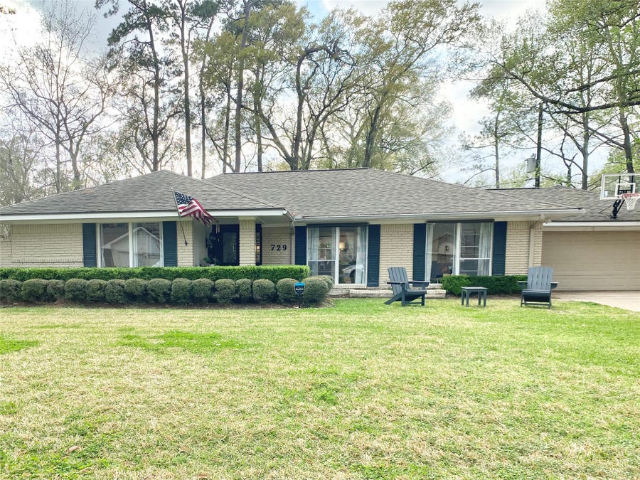 Property photo for 729 Camelot, Hunters Creek Village, TX