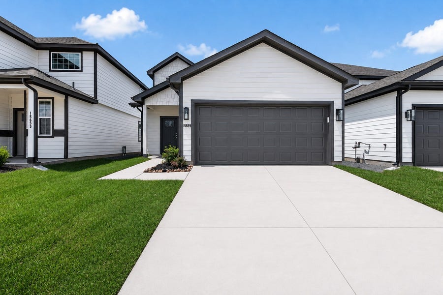 Property photo for 15659 Coneflower Hills Drive, Houston, TX