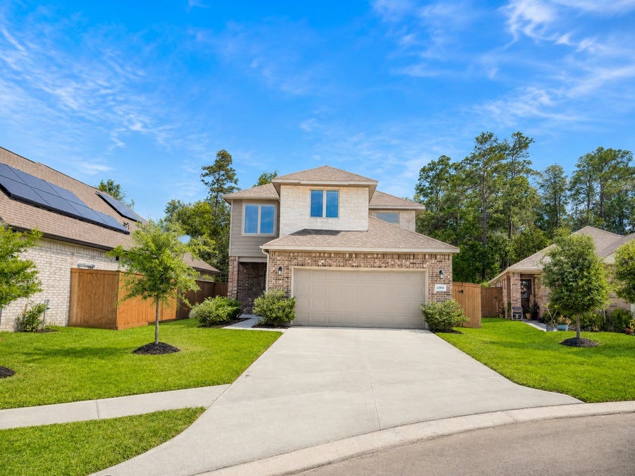 Property photo for 12306 Belhaven Terrace Drive, Houston, TX