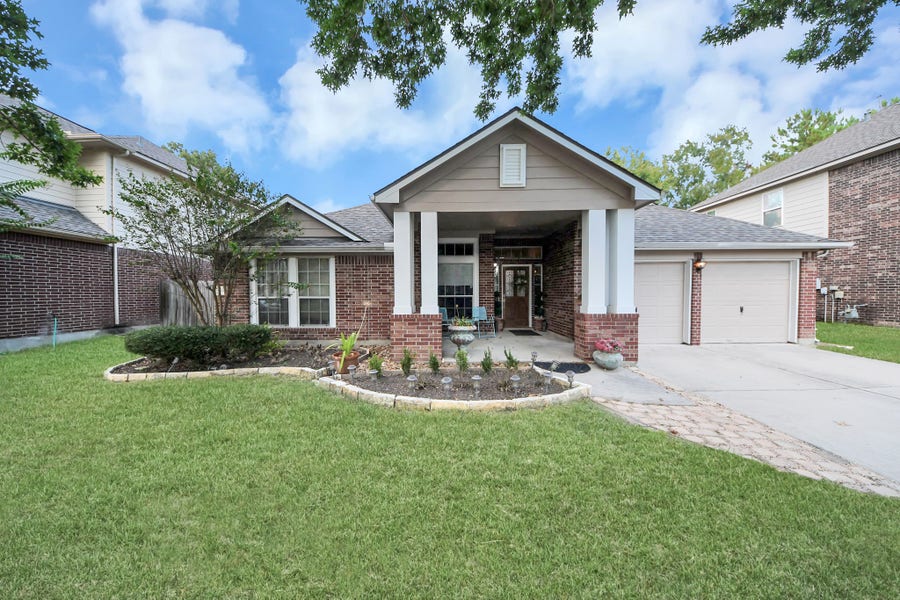 Property photo for 13806 Brighton Park Drive, Houston, TX