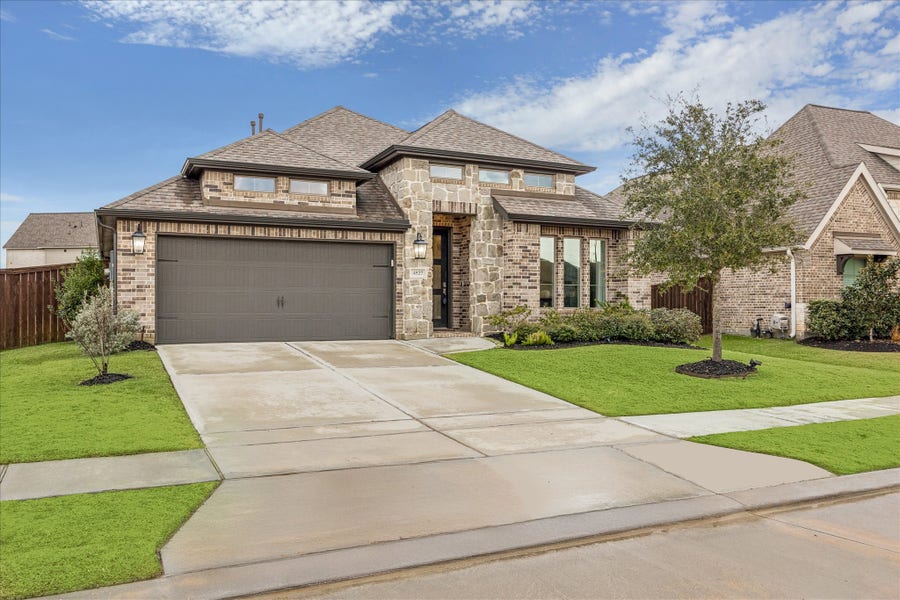 Property photo for 4527 Peloton Road, Rosharon, TX
