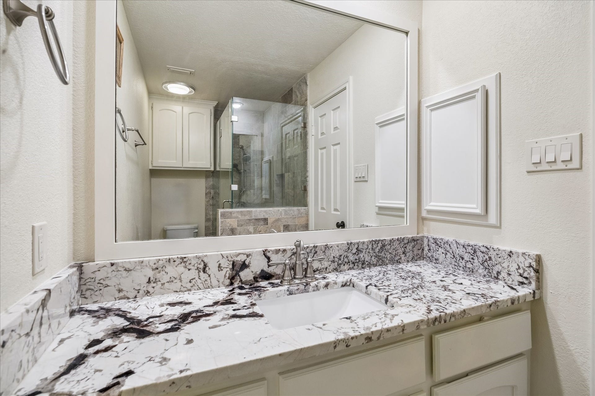 5303 Beaver Lodge Drive, Kingwood, TX 77345 5303 Beaver Lodge Drive, Kingwood, TX 77345