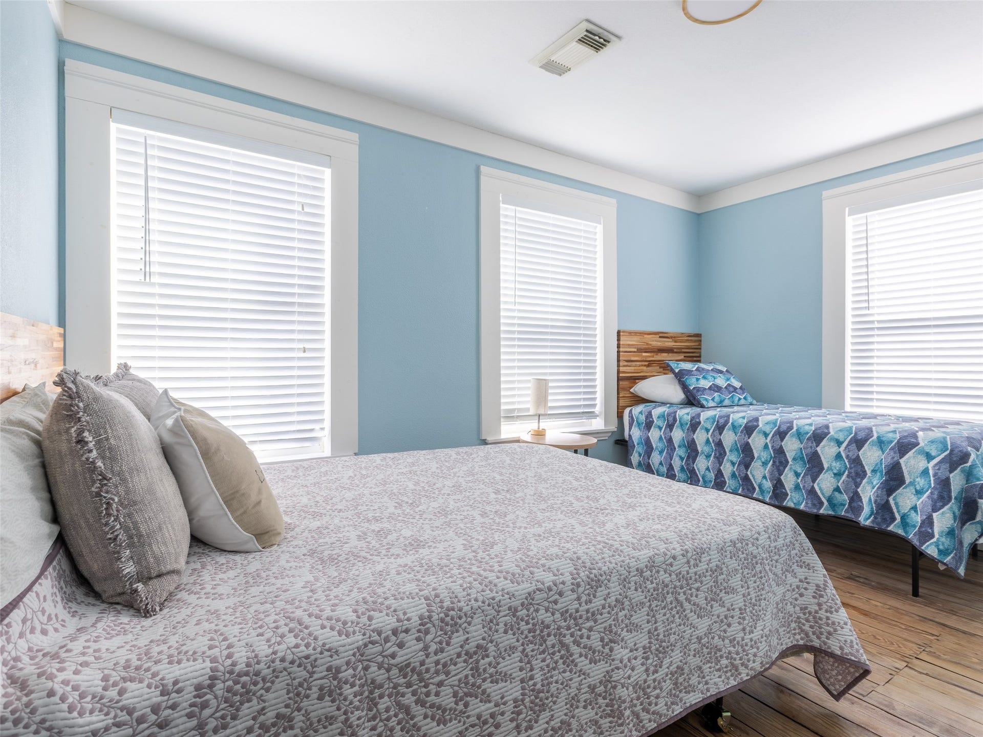 1817 Avenue O, Galveston, TX 77550 bedroom three