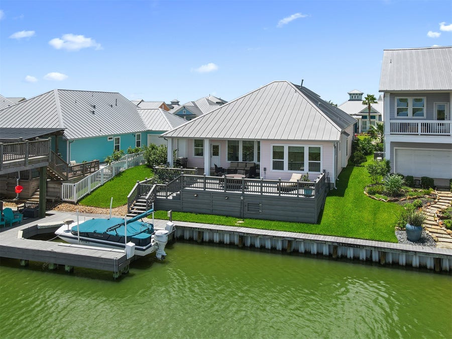 Property photo for 5321 Brigantine Cay Court, Texas City, TX